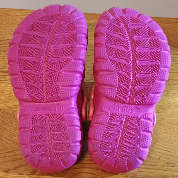 Crocs/Clogs/Girls 11/Pink/Light Pink Strap Classic Comfort Slip On Sandals - Picture 7 of 8